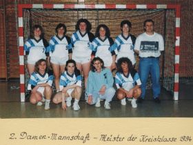 1994 Damen II Kreisklassenmeister.jpg